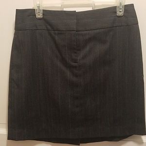 Suit skirt, gray with delicate red striping